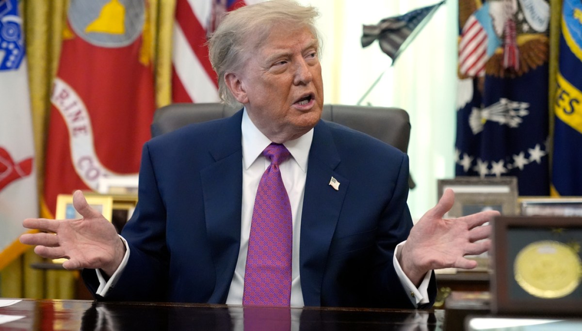 Trump to speak on both nights of midterm convention in programming shuffle: Report