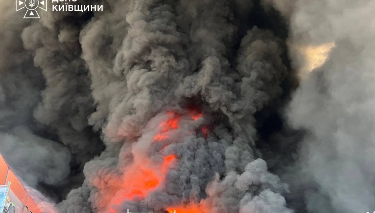 Deadly Russian strike near Kyiv claims 37 lives – threatening stability and security in the region