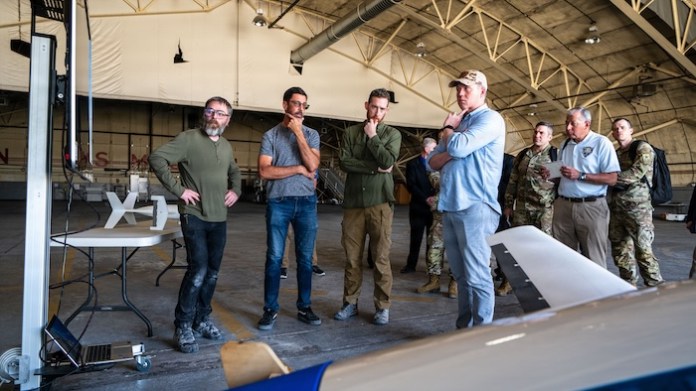 washingtonexaminer.com - Mike Brest - Inside the Army's breakneck rush to get tech to the frontlines