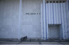Kennedy Center Board votes to close facility for two years for construction