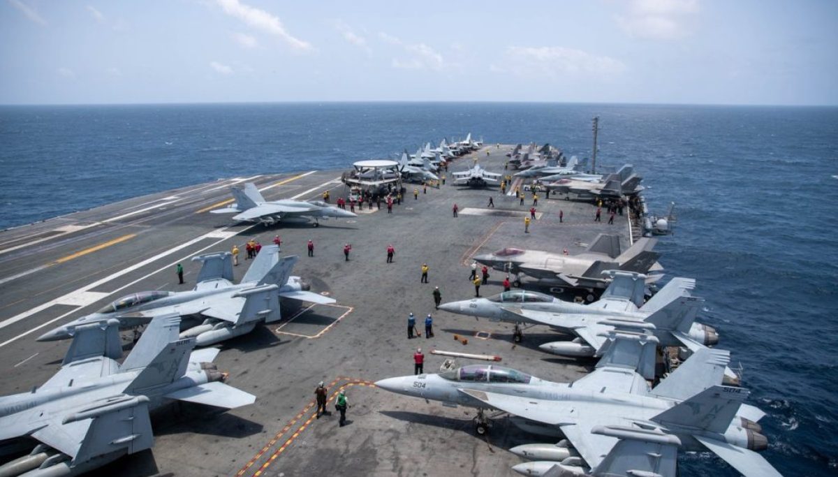 USS George Washington arrives in Middle East