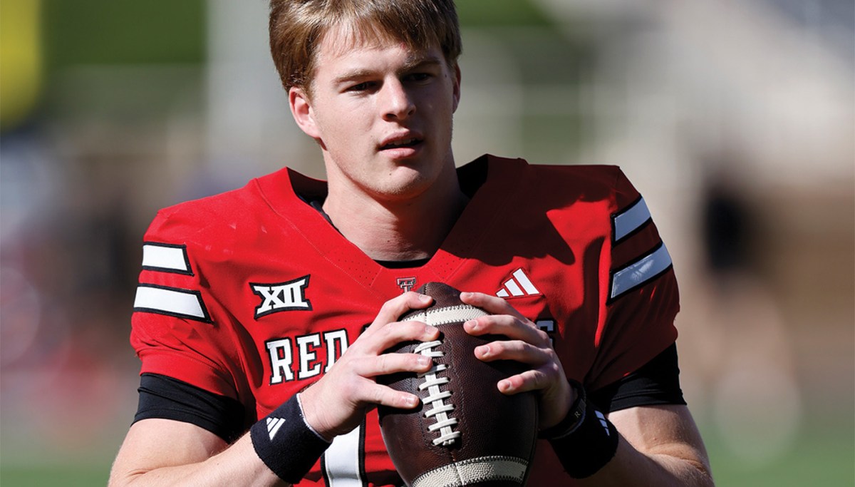 Top Patriotic College Football Team Names Revealed in 2026!