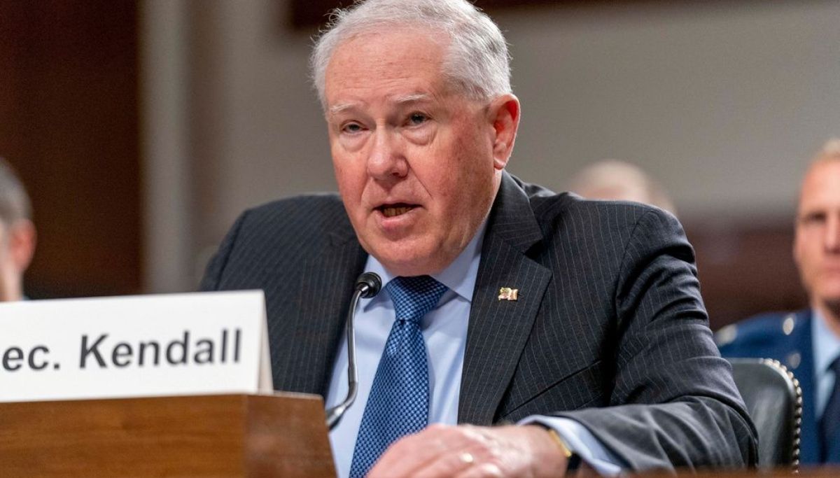 Pentagon revokes Frank Kendall's security clearance