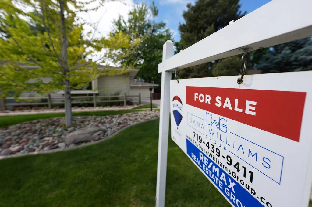 ‘Slogging along’: Prospects for the housing market in the year ahead