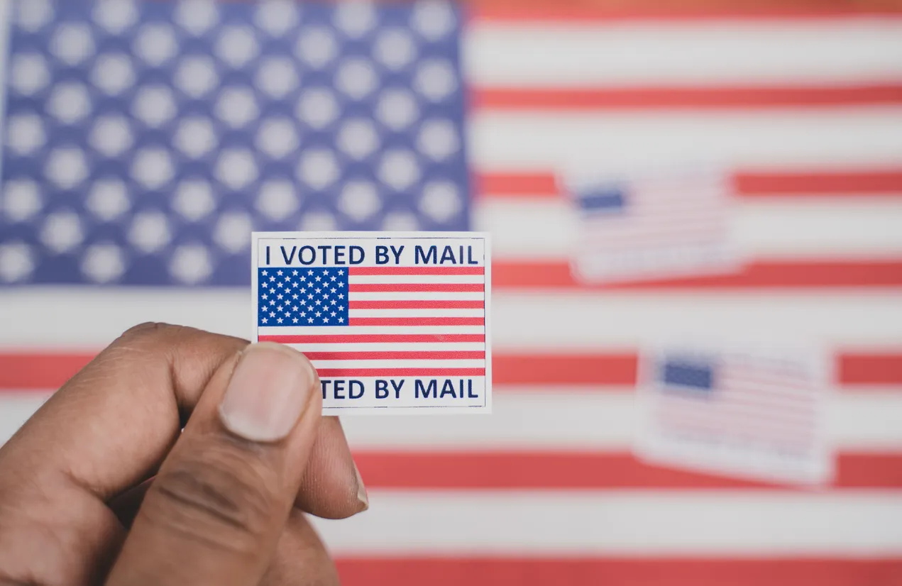 Judge again blocks Trump executive order limiting mail voting