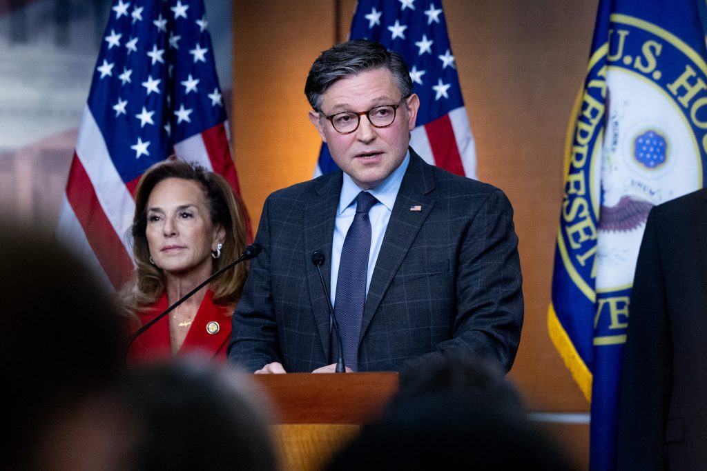 House passes stopgap funding bill with help of 176 Democrats to avoid pre-election shutdown