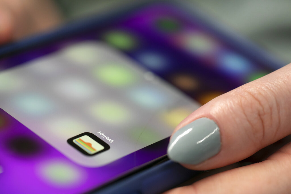 Virginia drivers can now upload their driver’s license to Apple Wallet. Here’s how to do it