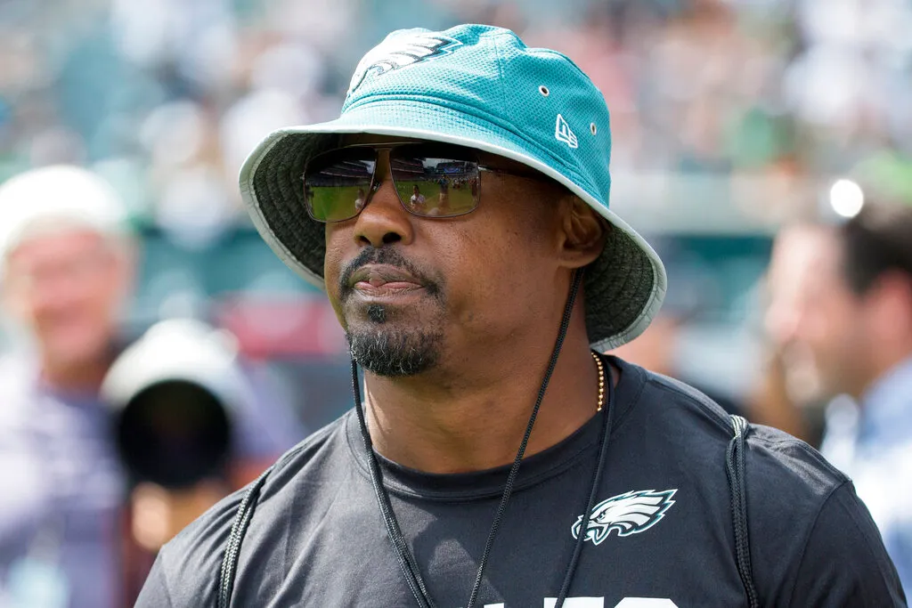 NFL demands DHS remove promo featuring ex-Eagles star Brian Dawkins