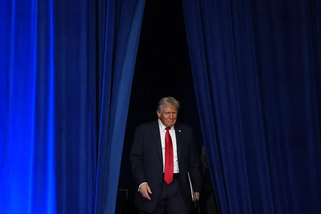 Trump takes the stage for keynote address to close out Night One of midterm convention