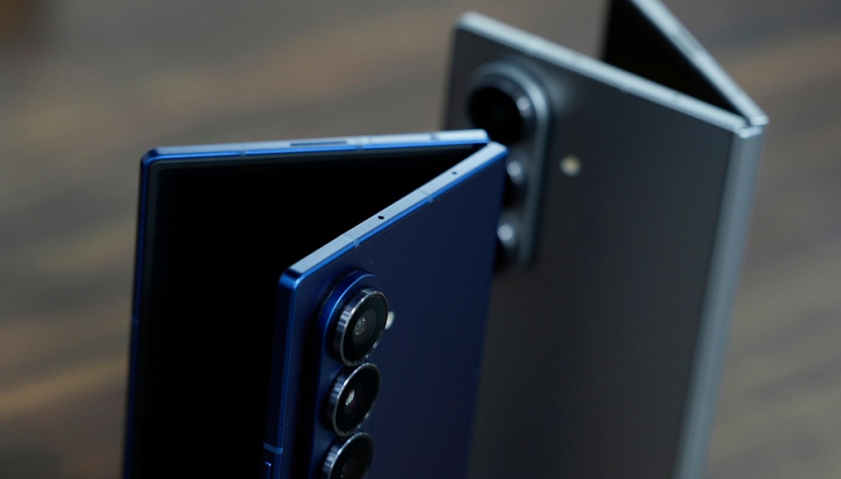 Your $2,000 phone is being safety-tested with 1996 radiation science
