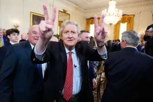The folksy Senate Republican in hot demand on the campaign trail