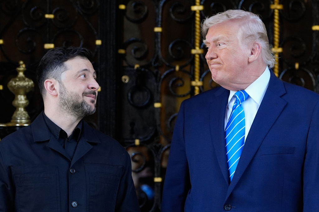 WATCH LIVE: Trump meets with Zelensky during UN General Assembly