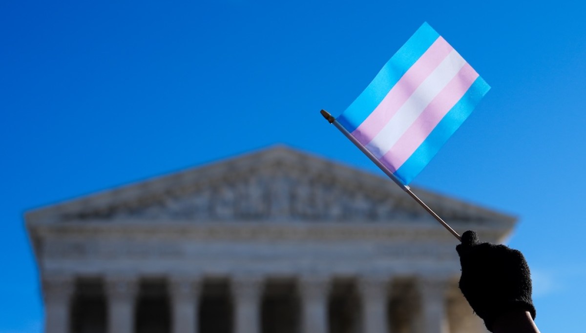 Trump administration urges Supreme Court to allow transgender troop ban in the military