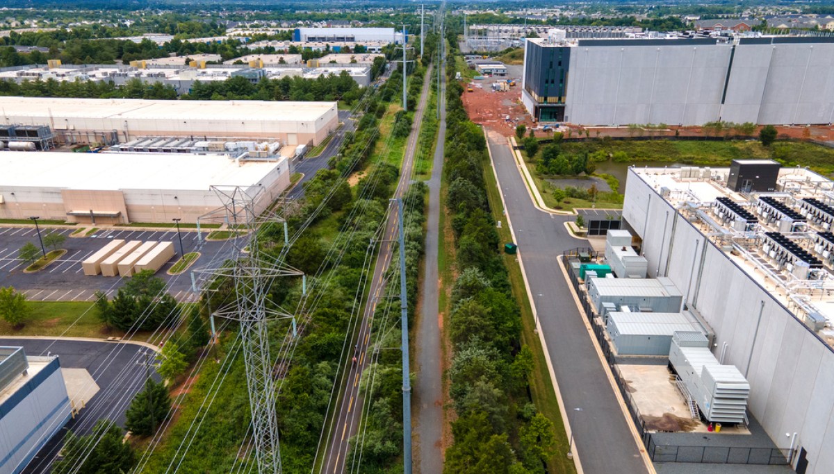 Data center hot spot Loudoun County puts pause on new developments for one year