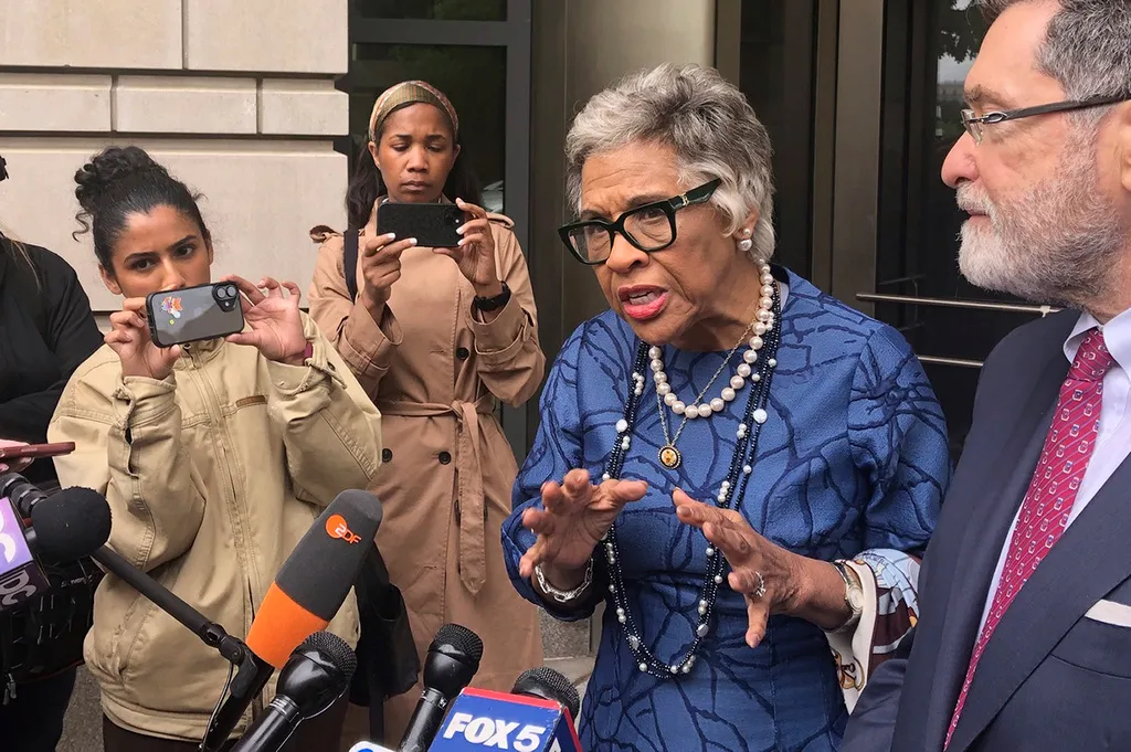 Rep. Joyce Beatty details Trump’s Kennedy Center ‘tantrum,’ says venue is still open