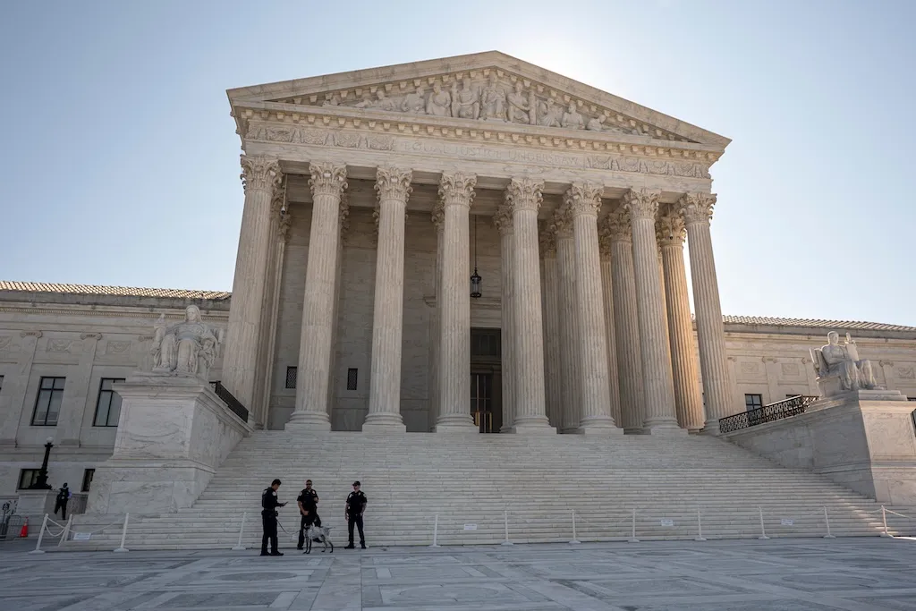 Supreme Court hands GOP major campaign finance win ahead of costly midterm elections