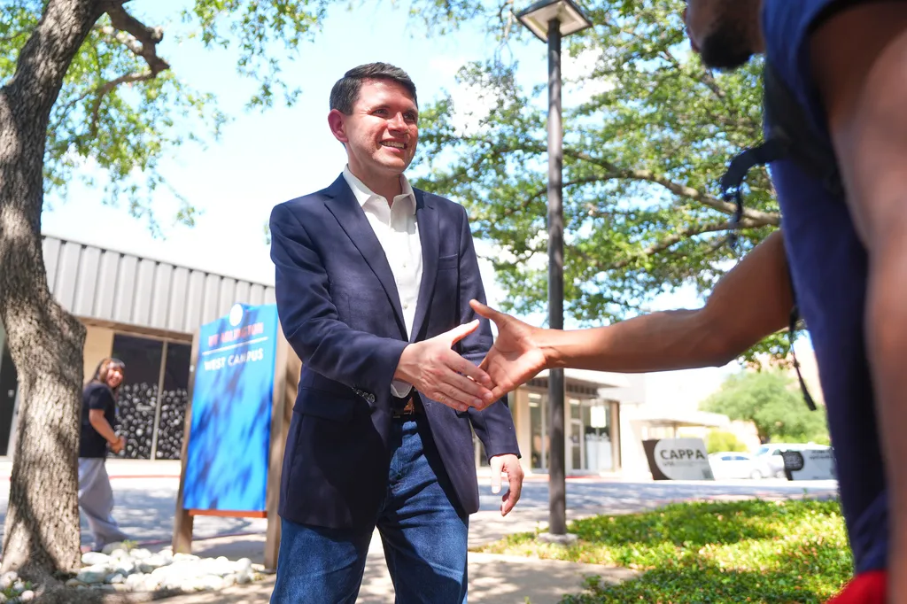 James Talarico’s campaign was vegan — for a day. And we have the receipts