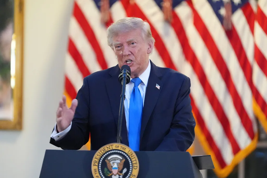 Trump says ‘treasonous scum’ are warning about US munitions shortage