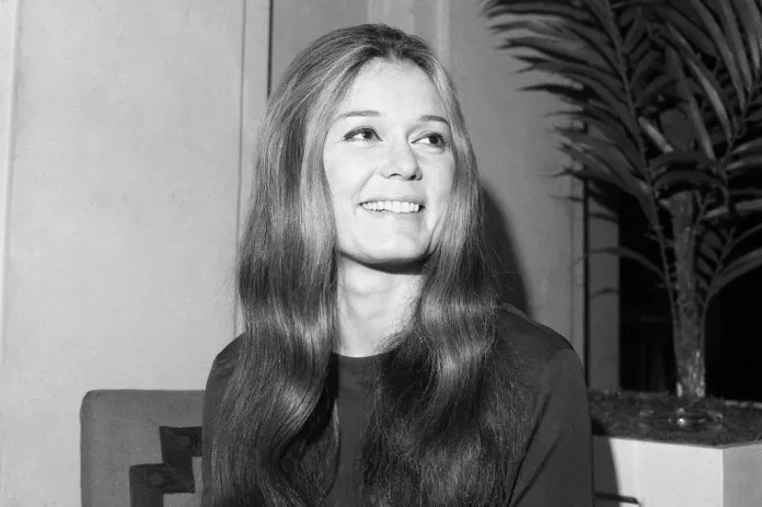 Gloria Steinem, outspoken feminist leader, dies at 92