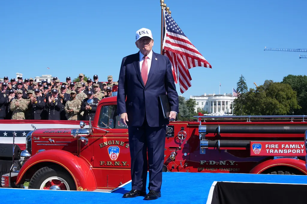 Will Trump save or doom the GOP congressional majorities?