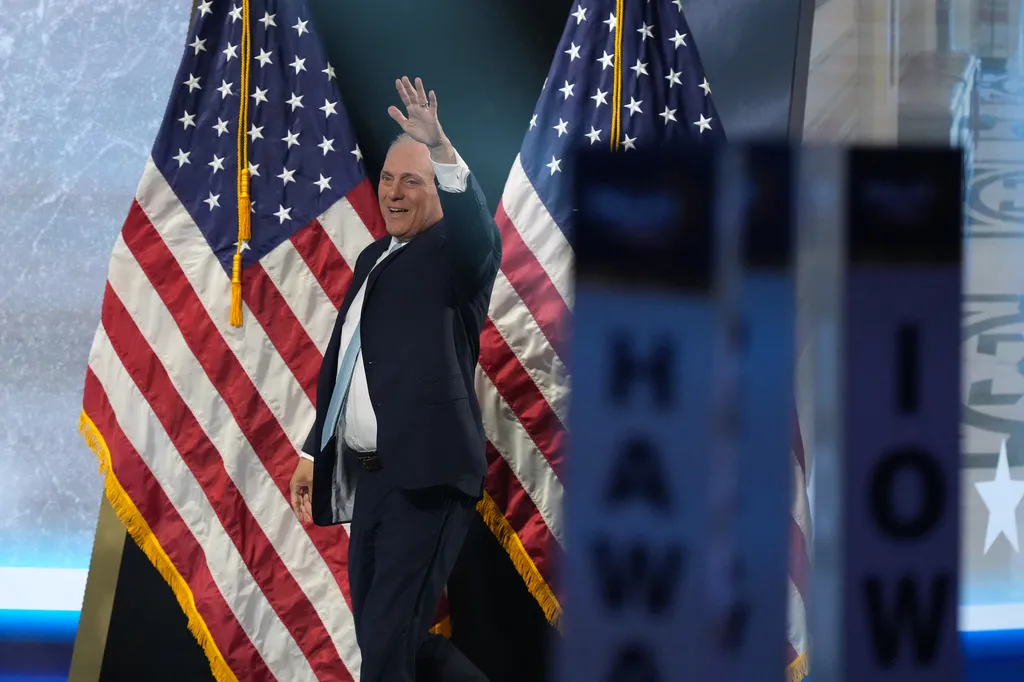 Republicans highlight Democratic divide: ‘An election between common sense and communism’