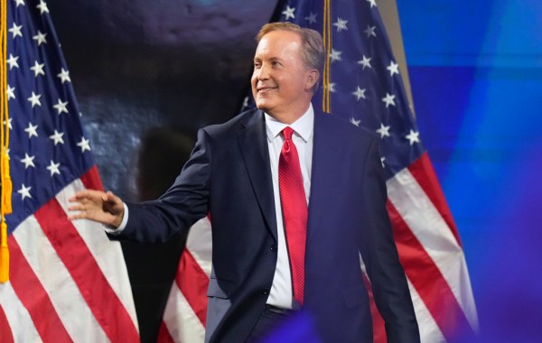 Cutting gas taxes becomes bipartisan issue as both parties rush to address rising costs