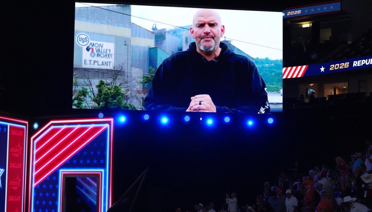 Fetterman praises 'great friend' McCormick in surprise convention video