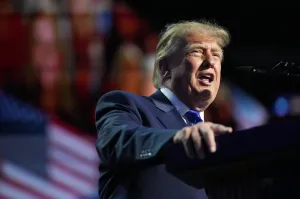 Trump promises $5,000 dividend for every American adult if GOP wins midterm elections