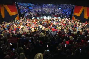 Bob Cusack reacts to midterm convention: Independent voters Trump needs may not be watching