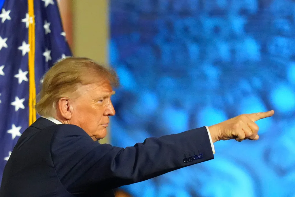 Trump lays out agenda if Republicans win midterm elections