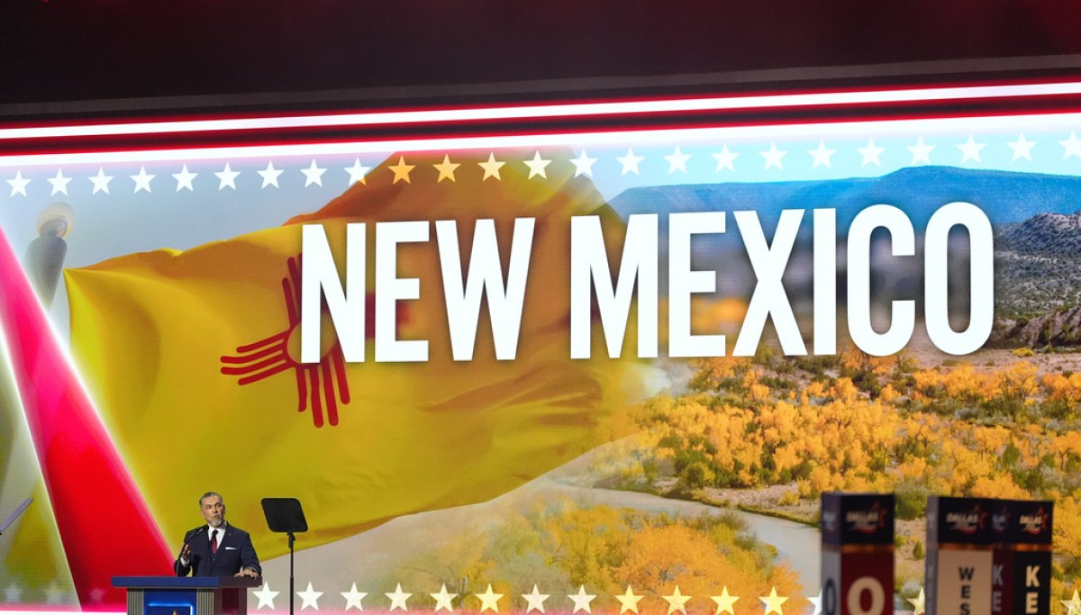 New Mexico Democrats ask Apple and Google to ‘publicly commit’ to keeping state name on map apps