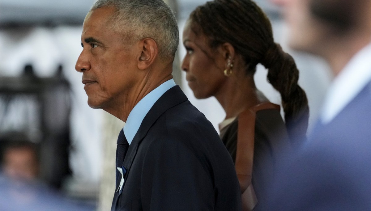 Obama urges Democrats to prioritize AI oversight, warns tech could be 'dangerous'