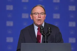 Rep. Tom Tiffany swims to safety after plane makes emergency lake landing