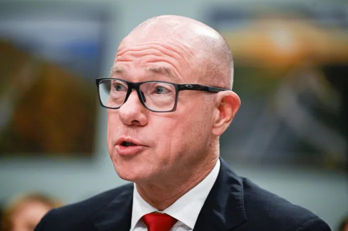 FAA chief faces bipartisan pushback over decision to withhold air traffic controllers’ raises
