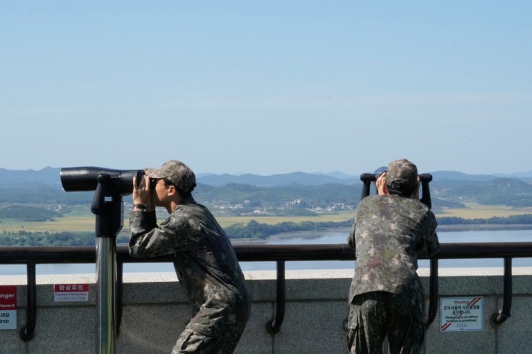 South Korean army soldiers.