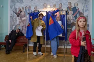 Putin’s party dominates Russian election, but votes on the fringes show all is not well with regime