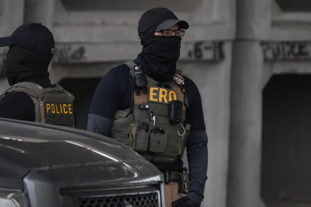 Man shot by ICE in Texas being interrogated with bullet still in back, attorney says
