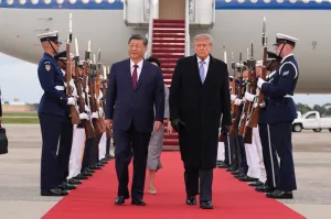 PHOTOS: Trump rolls out the red carpet and a B-1 flyover for Xi’s arrival