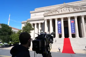 White House TV press pool resumes coverage after CNN, Politico, MS Now passes reinstated