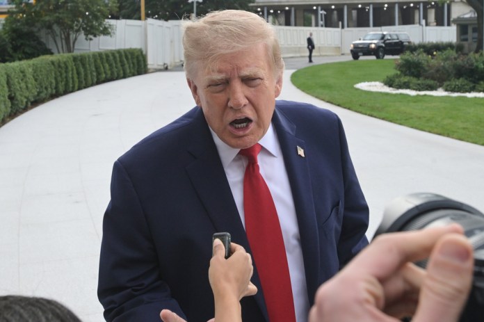 Trump trolls reporter: I don’t want fake news ‘like you’ Trump trolls reporter: I don’t want fake news ‘like you’