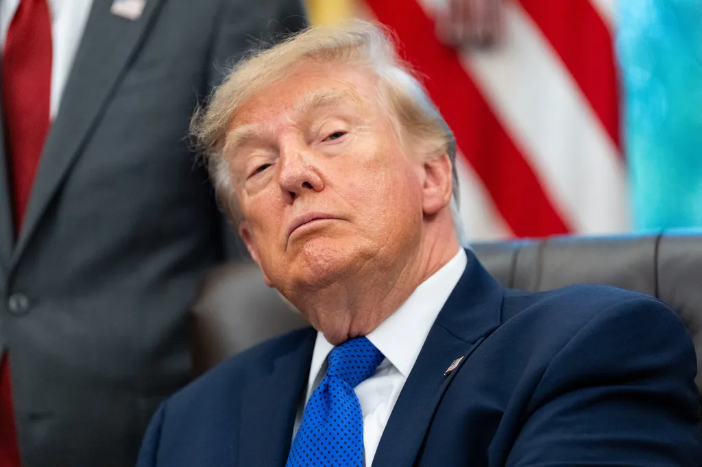 Trump demands Axios pull ‘hoax’ story about Iran sanctions relief