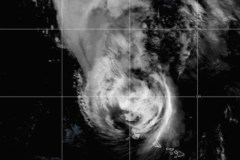 Hawaii’s western islands hit by fierce winds from Hurricane Lowell, leaving extensive damage