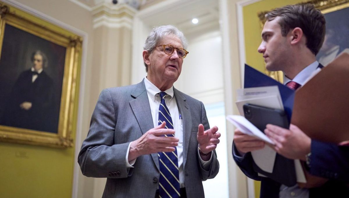 Senators use ‘special’ version of ChatGPT, Sen. John Kennedy reveals