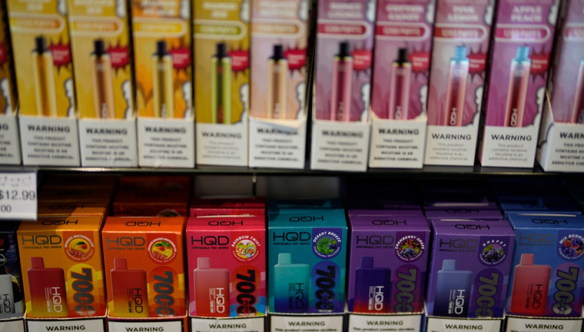 How illicit Chinese vapes reach American consumers