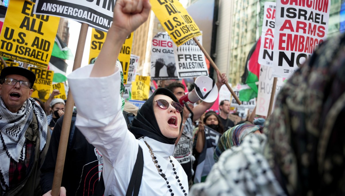 DSA groups walk back post calling Oct. 7 ‘resistance against imperialism’