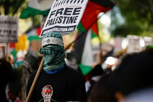 Mamdani’s antisemitism plan includes program co-led by controversial Arab group