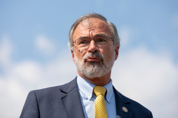Andy Harris lashes out at reporter after voters laugh at his blaming of Democrats for energy costs