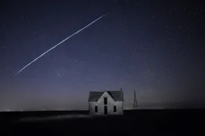 SpaceX moves to turn Starlink into next major US mobile carrier