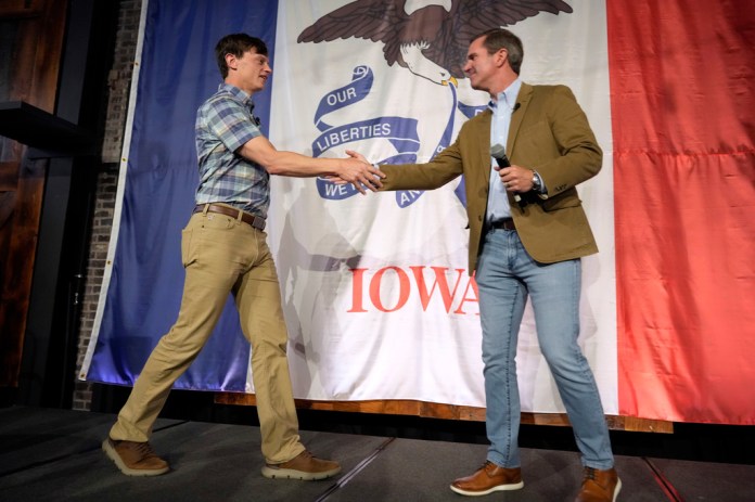 Rob Sand and Andy Beshear.