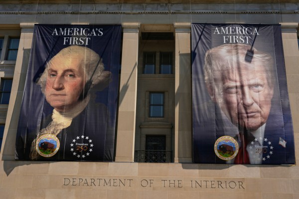 Raskin introduces bill to put Trump ‘propaganda’ in Smithsonian museum